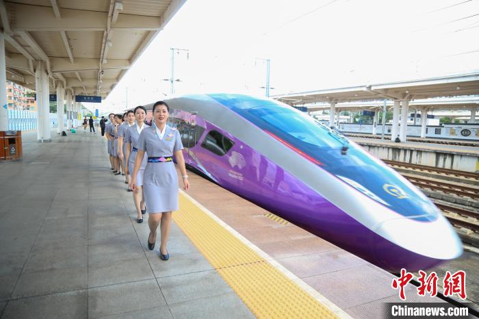 多国志愿者助力杭州亚运会服务专班启动