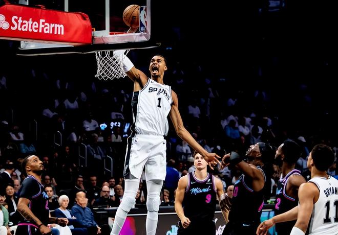 雷霆12连胜领跑西部 马刺大胜热火延续6连胜