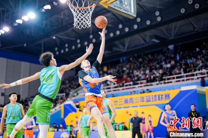 首届“角逐未来”长三角青少年篮球联赛在上海