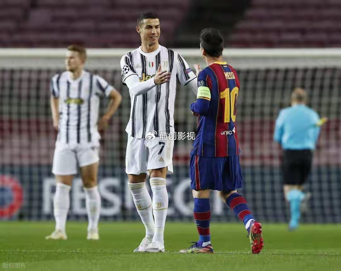 梅西技术流VS C罗终结王：谁才是足球历史的球王